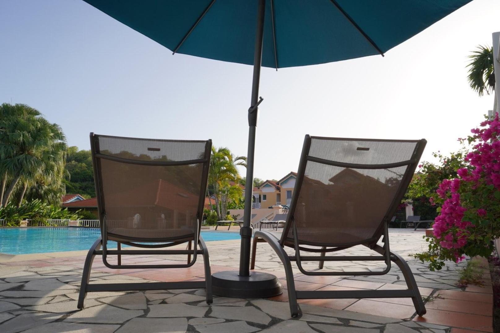 T2 Spacieux, Confort, Piscine & Plage A Сент-Анн Экстерьер фото